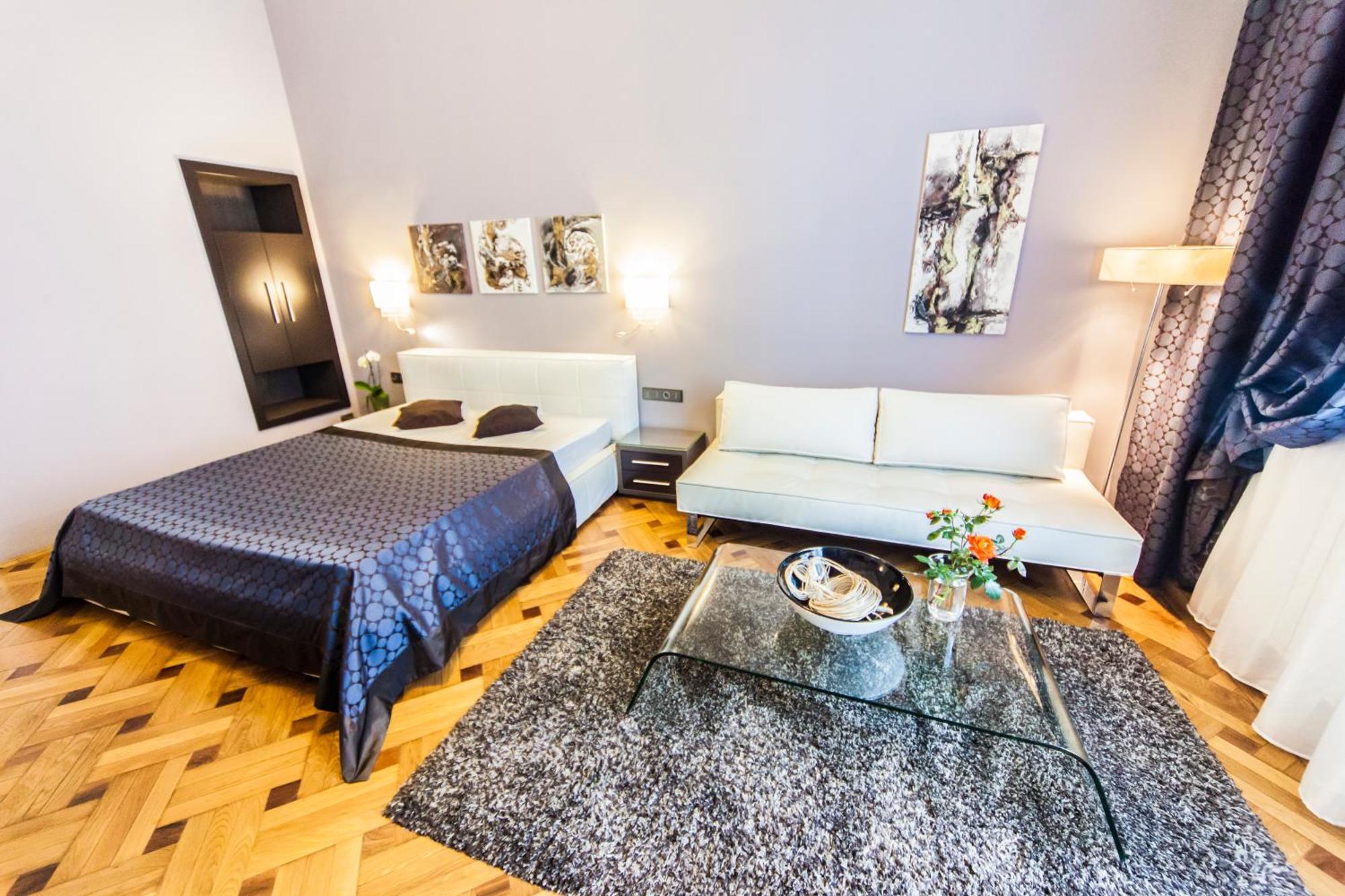 Matei Corvin Apartment Cluj-Napoca Exterior photo